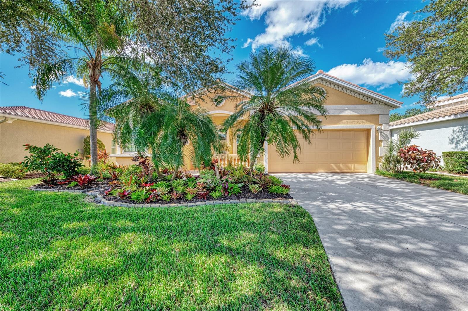 219 RIO TERRA, VENICE, FL, 34285 3 219 RIO TERRA