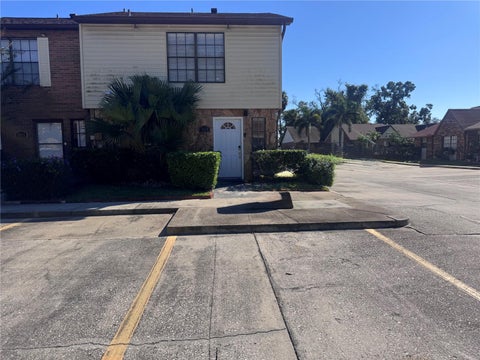 3418 Sunrise Villas Court N, Tampa, FL 33614