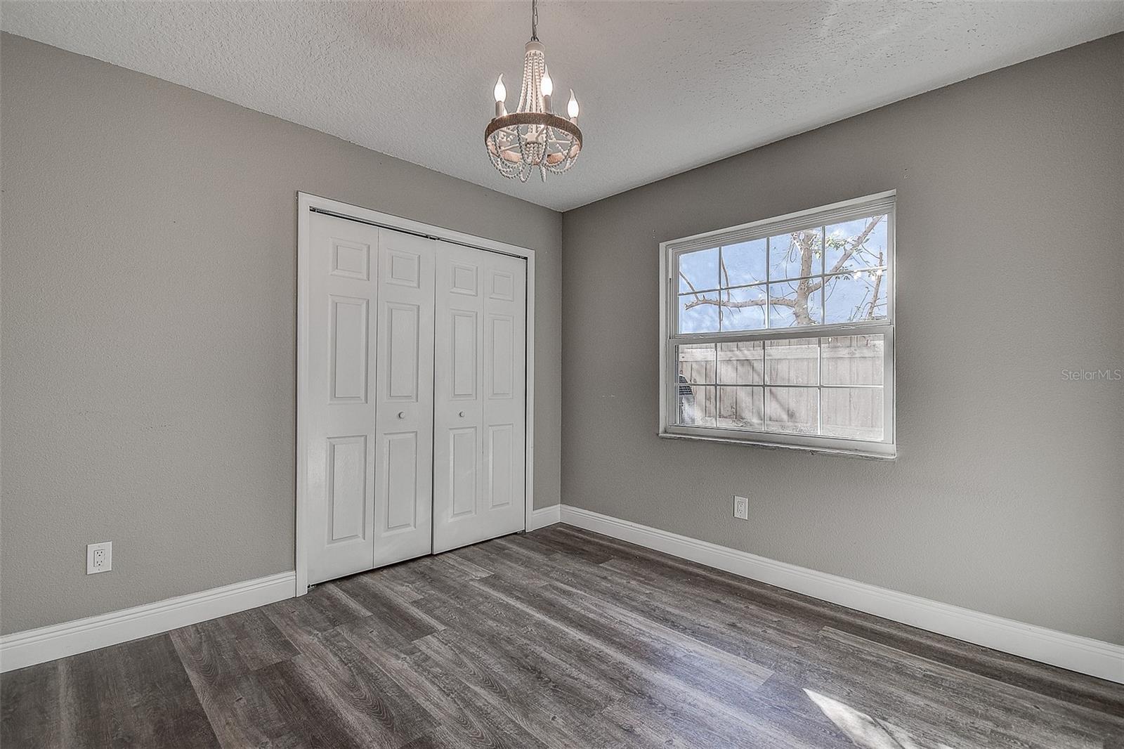 WHISPER LAKE SUB - Residential