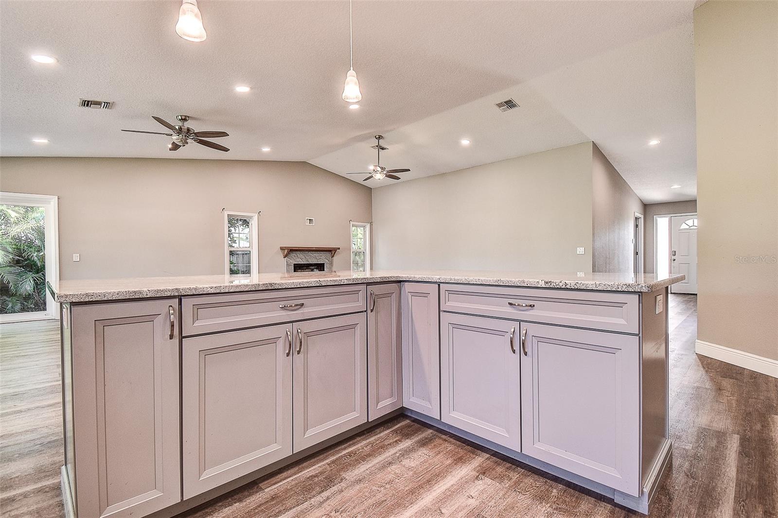 WHISPER LAKE SUB - Residential