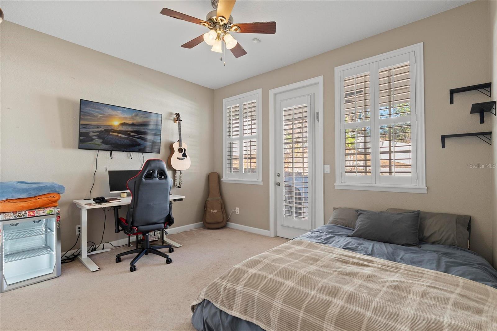 SAVANNAH POINTE - Residential