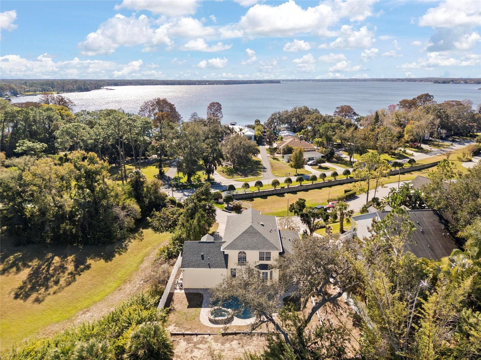 1997 LEXINGTON PLACE