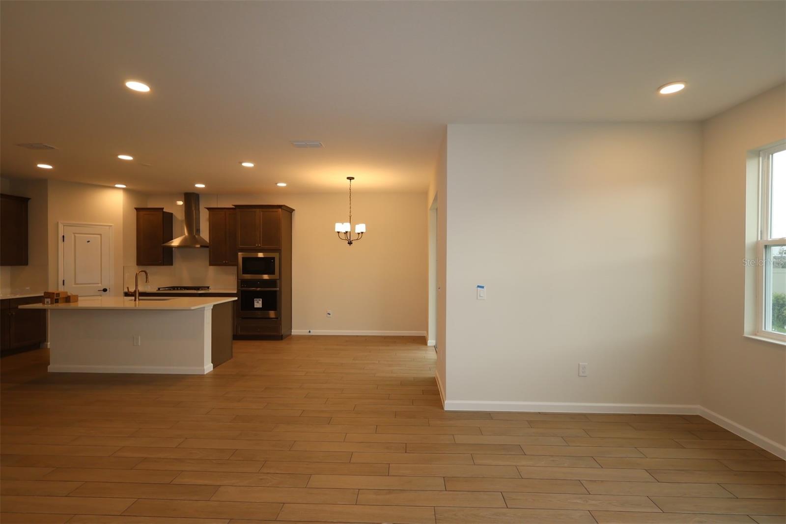 5303 HIGH LINE DRIVE