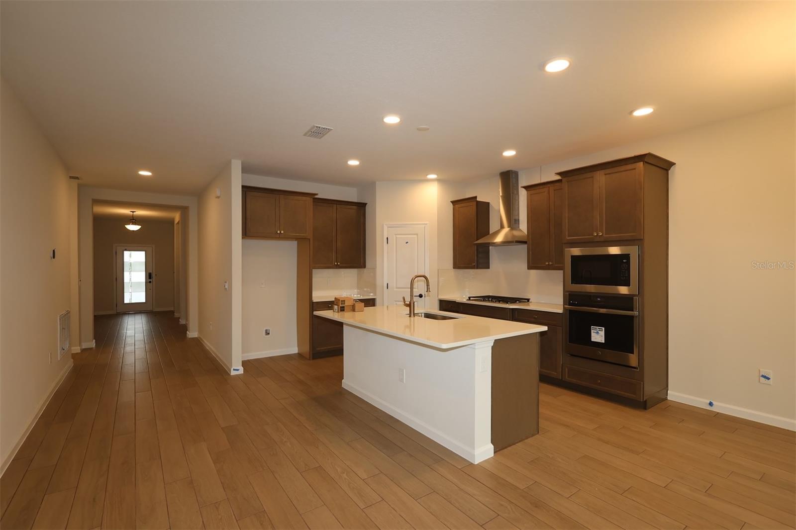 5303 HIGH LINE DRIVE