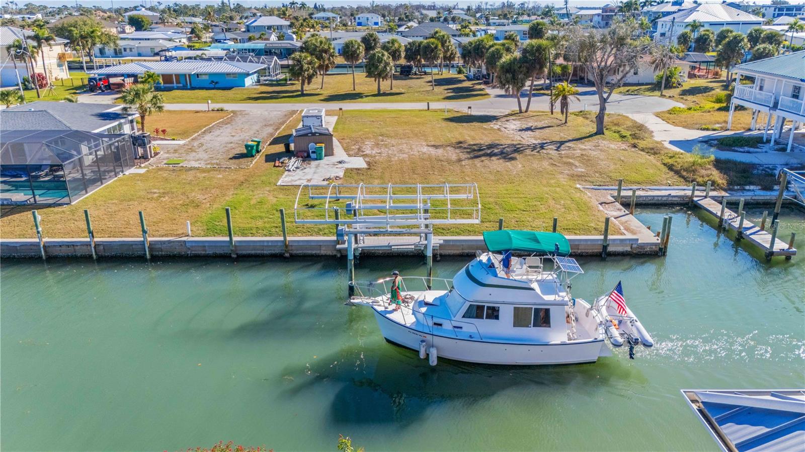 GROVE CITY SHORES - Land