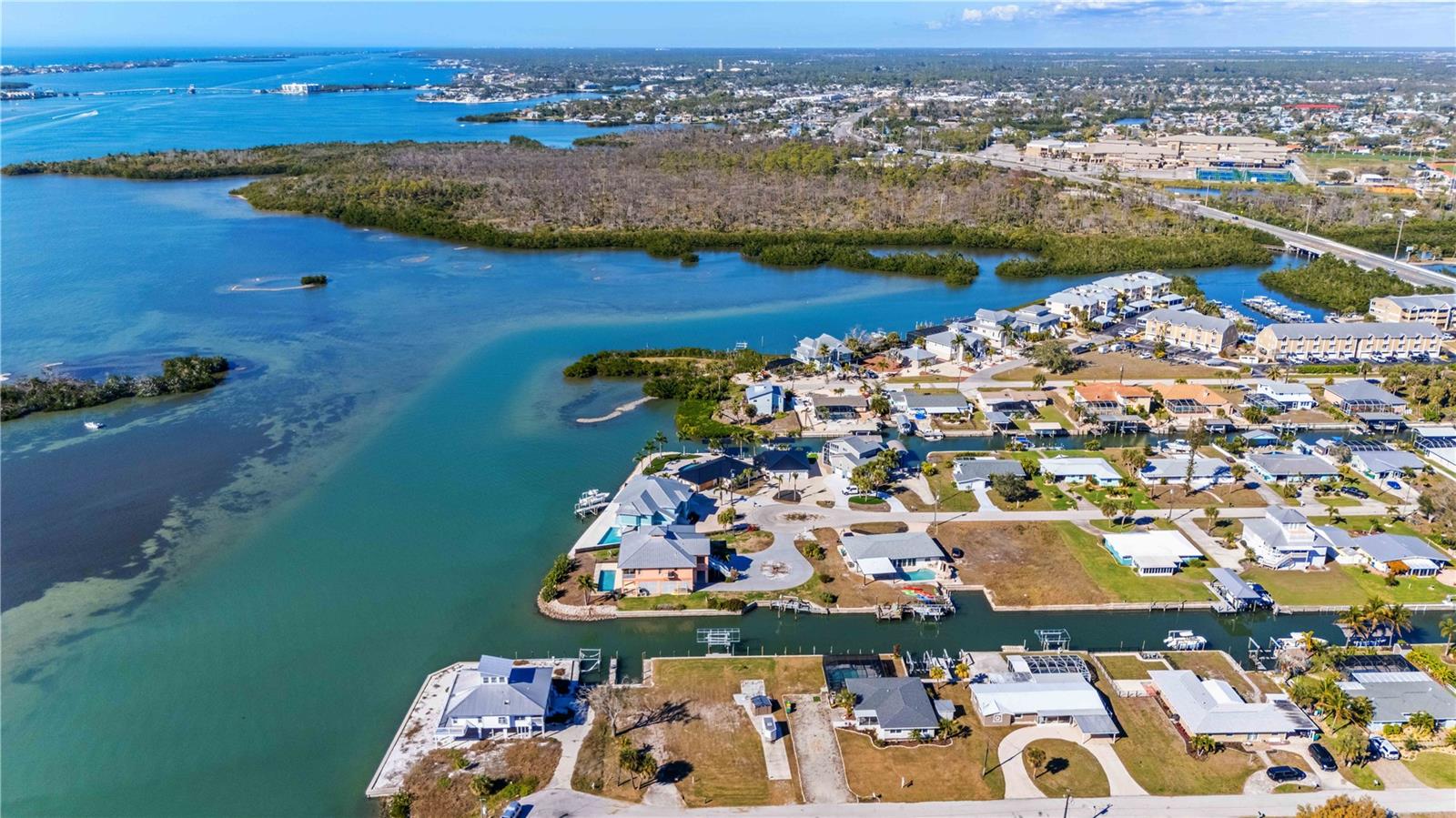 GROVE CITY SHORES - Land