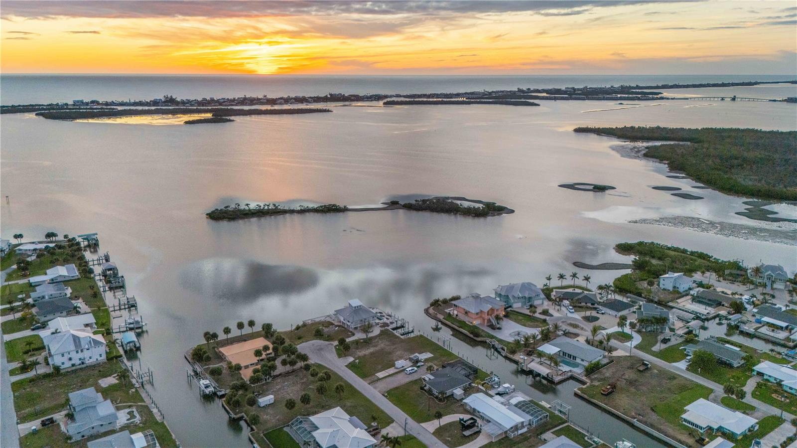 GROVE CITY SHORES - Land