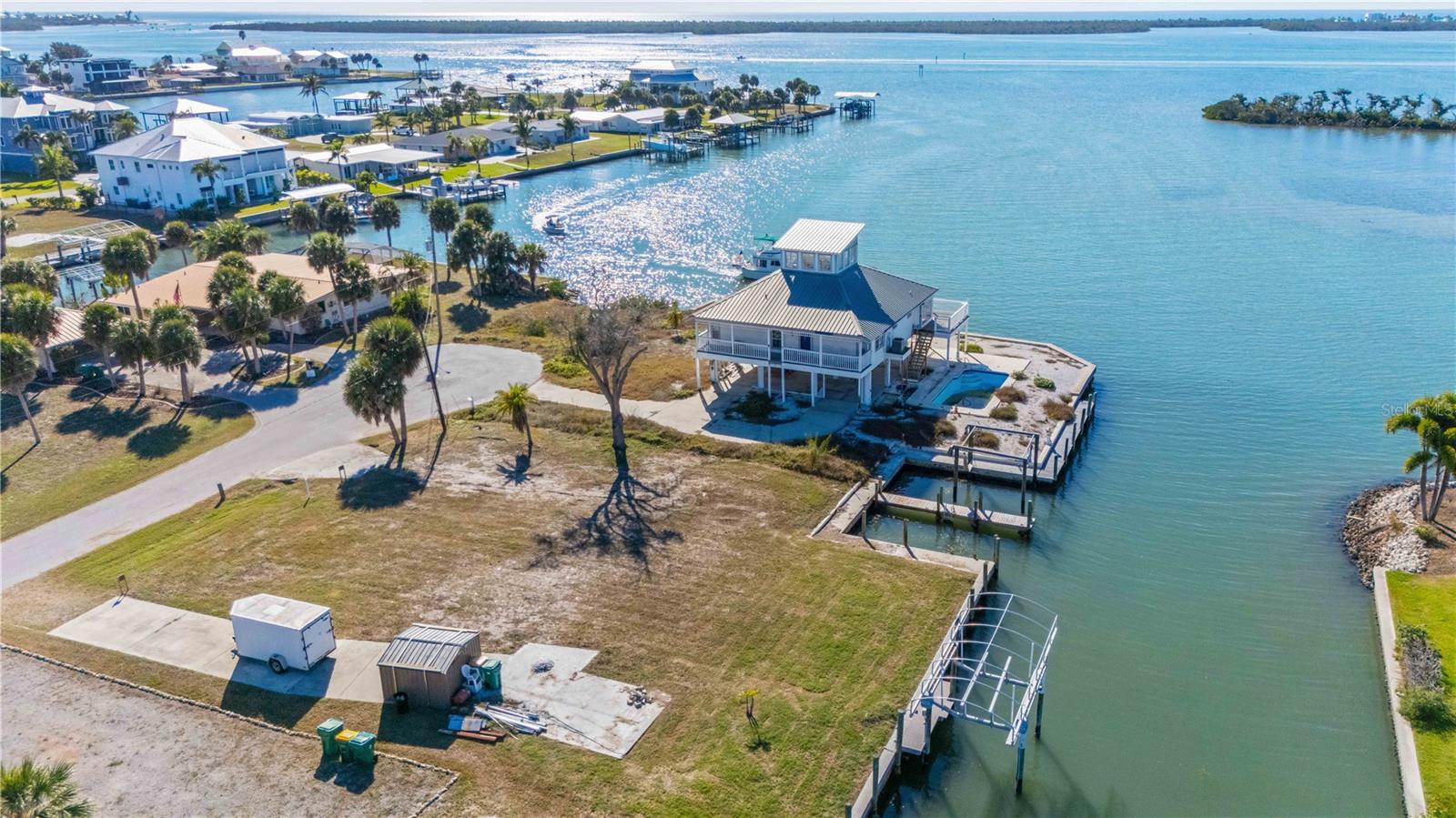 GROVE CITY SHORES - Land