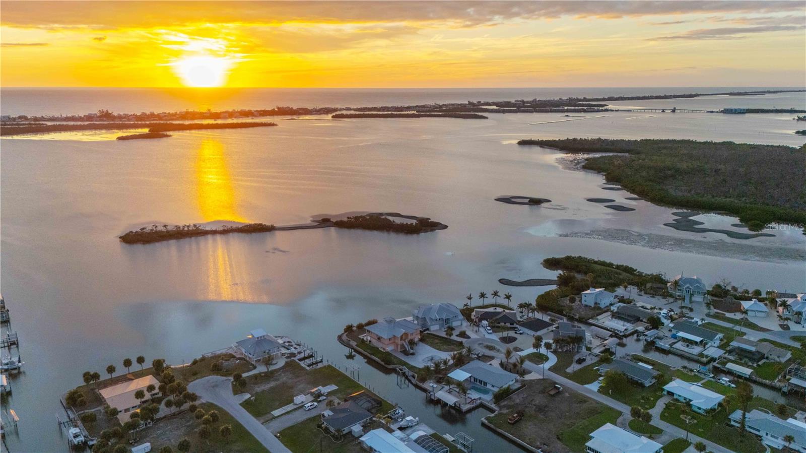 GROVE CITY SHORES - Land