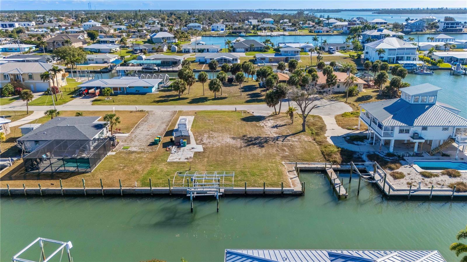 GROVE CITY SHORES - Land