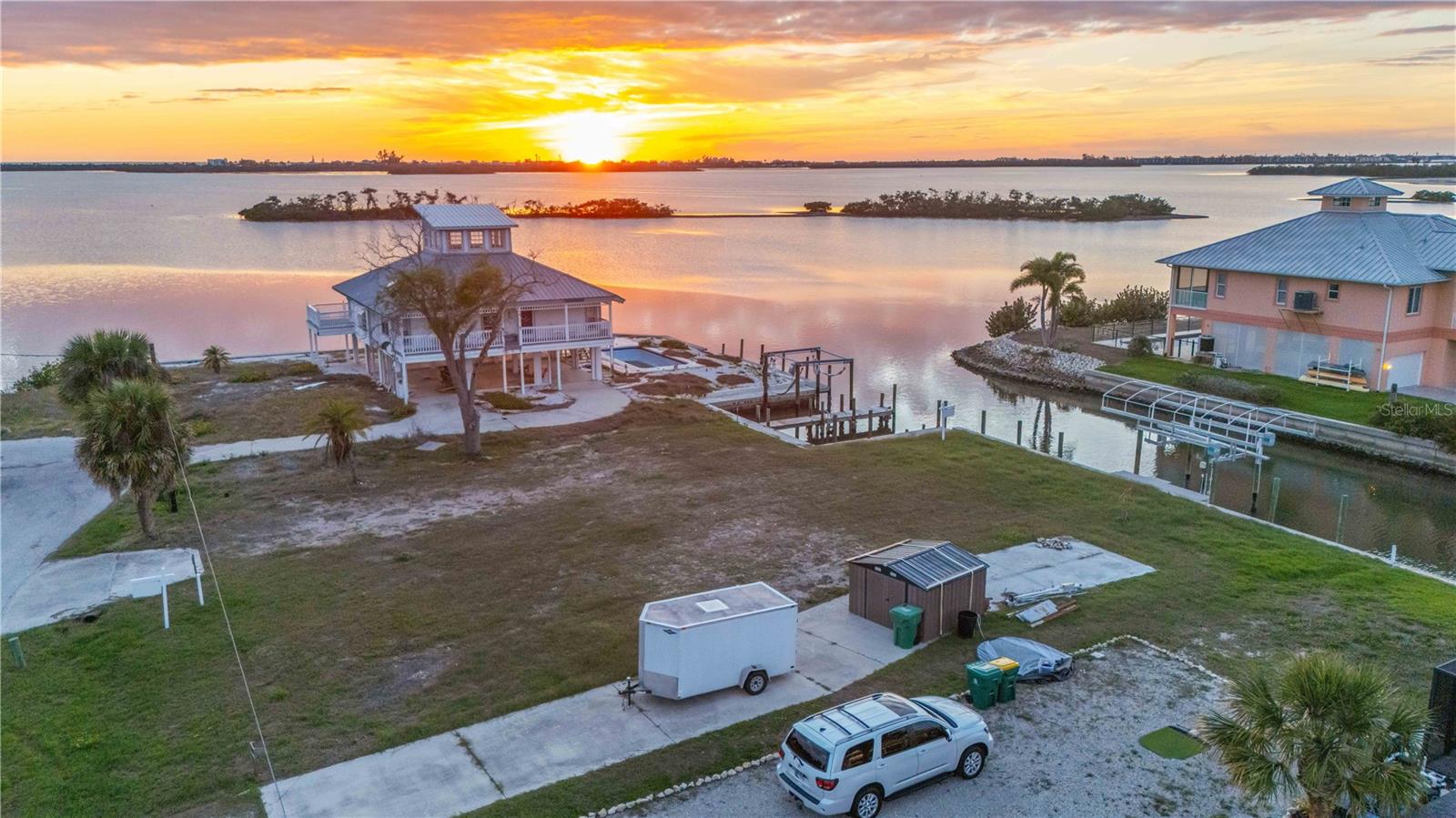 GROVE CITY SHORES - Land