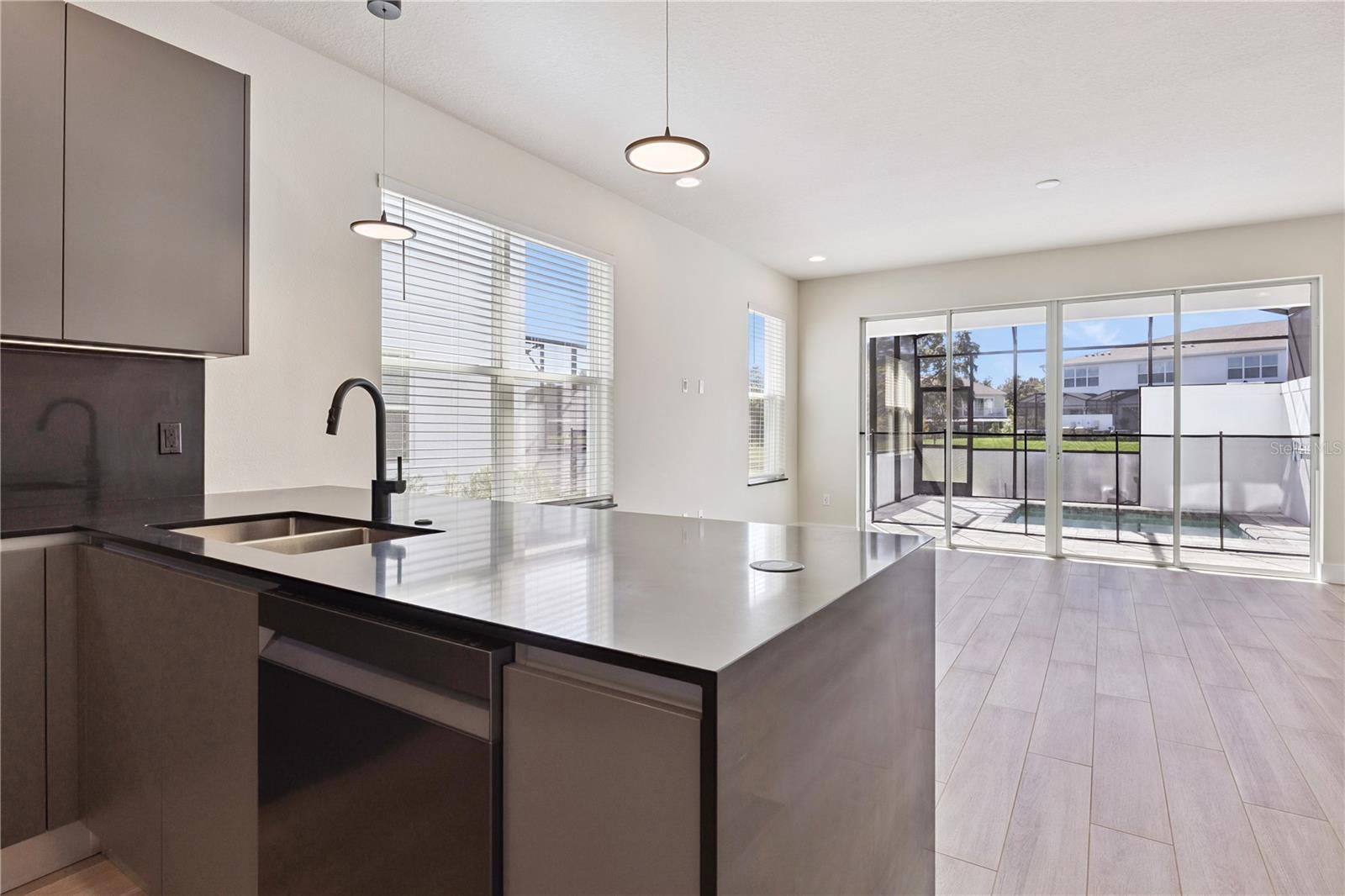 TRANQUILITY TWNHMS - Residential Lease