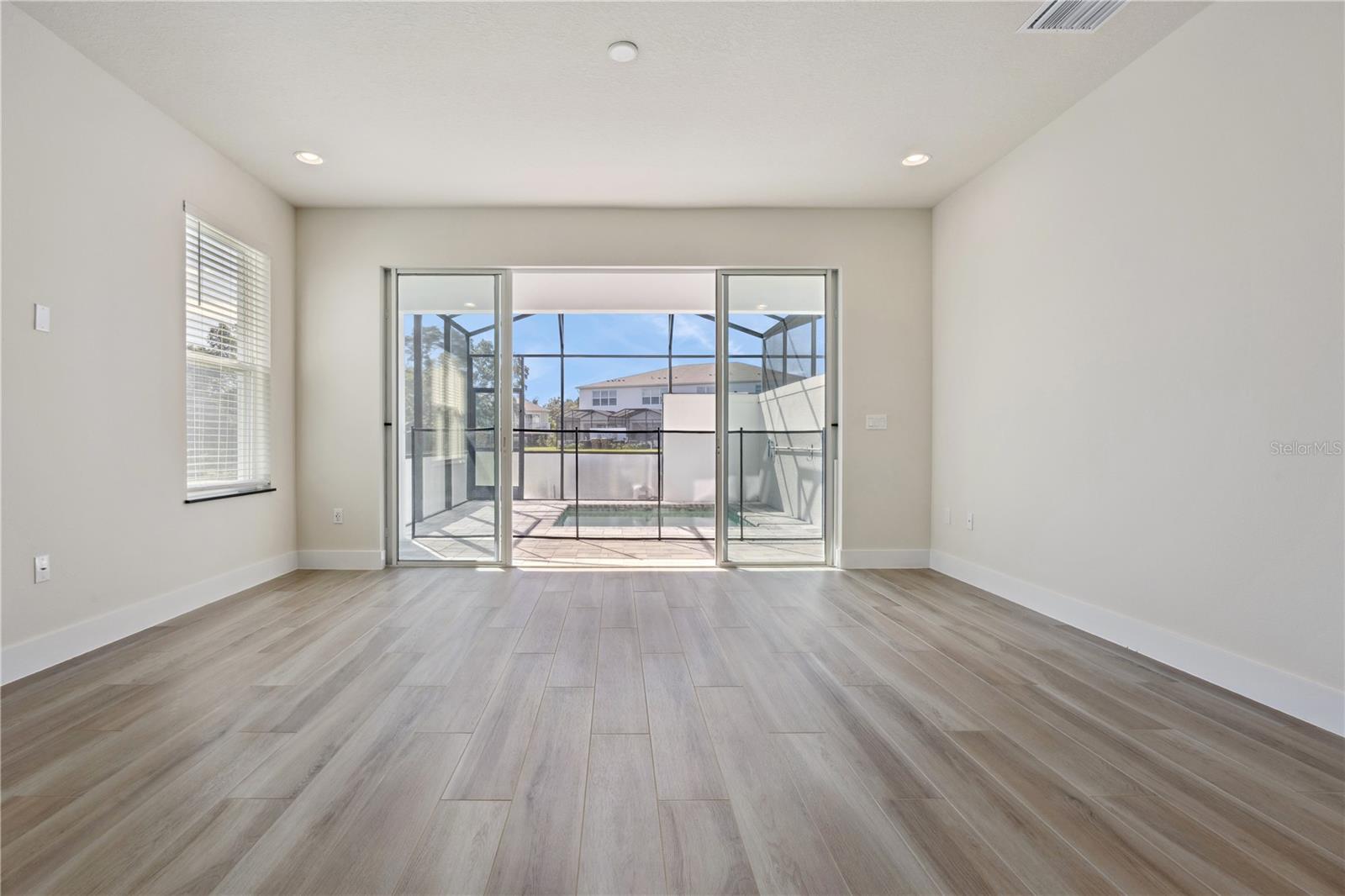 TRANQUILITY TWNHMS - Residential Lease