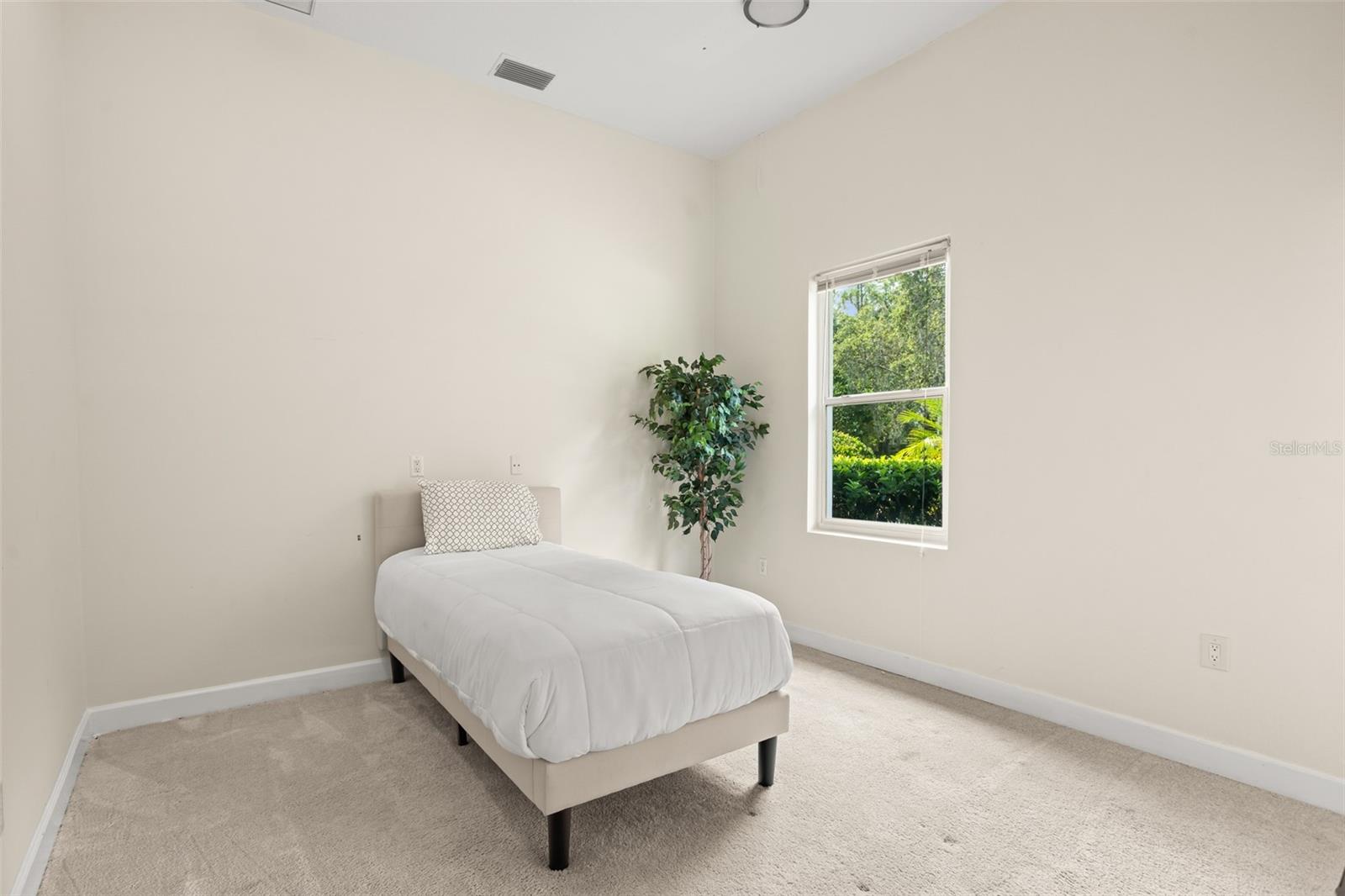 LAKE NONA PH 01A PRCL 05 - Residential Lease