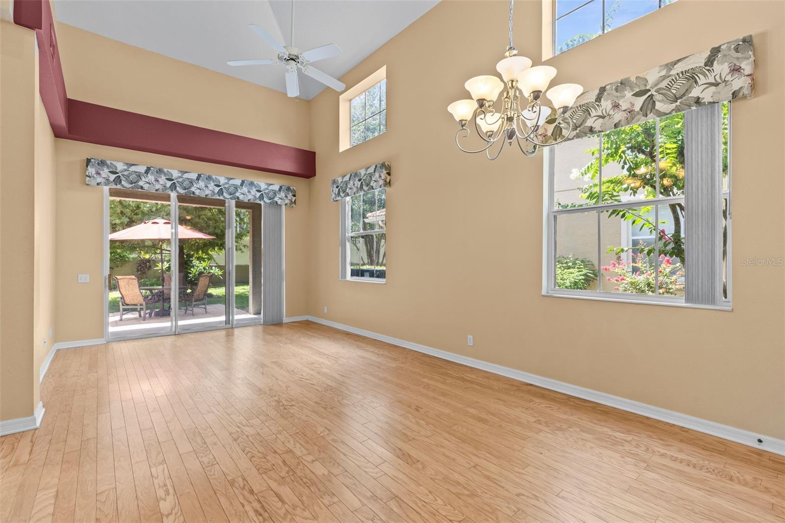 3350 COVERED BRIDGE DRIVE W