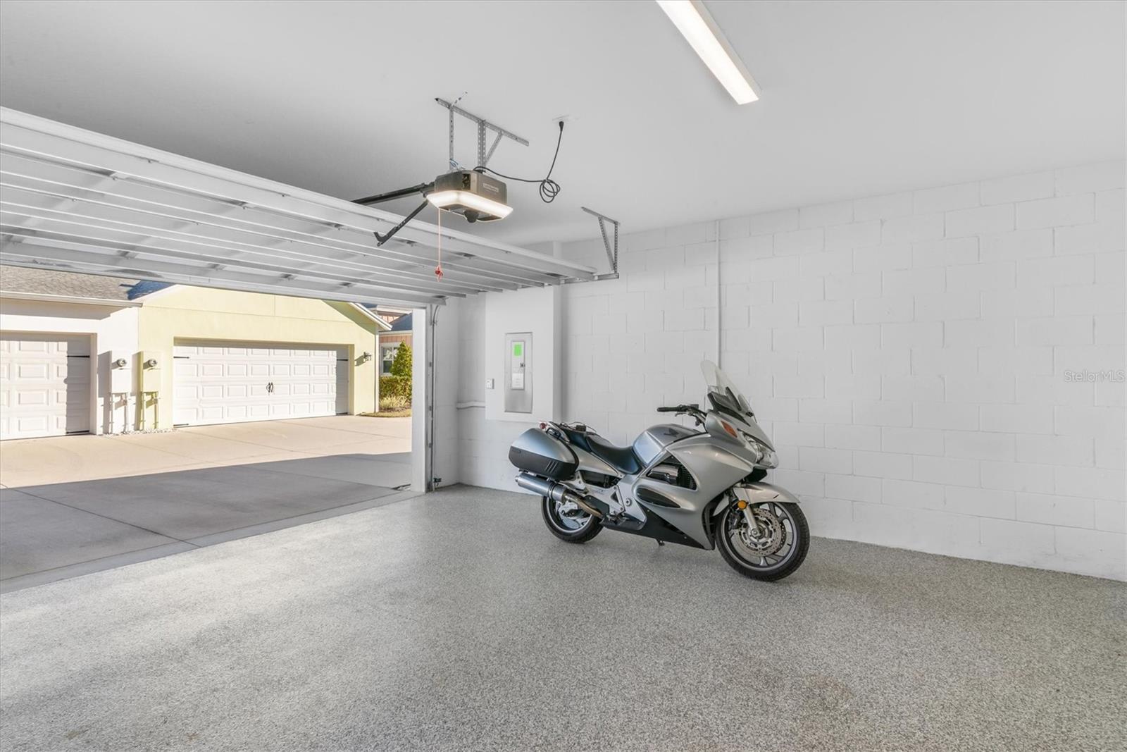 LATITUDE/DAYTONA BEACH PH 5 - Residential