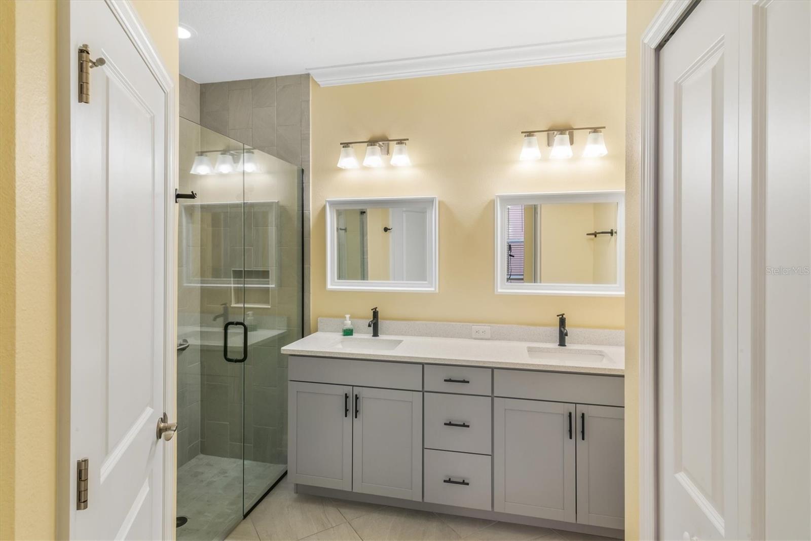 LATITUDE/DAYTONA BEACH PH 5 - Residential