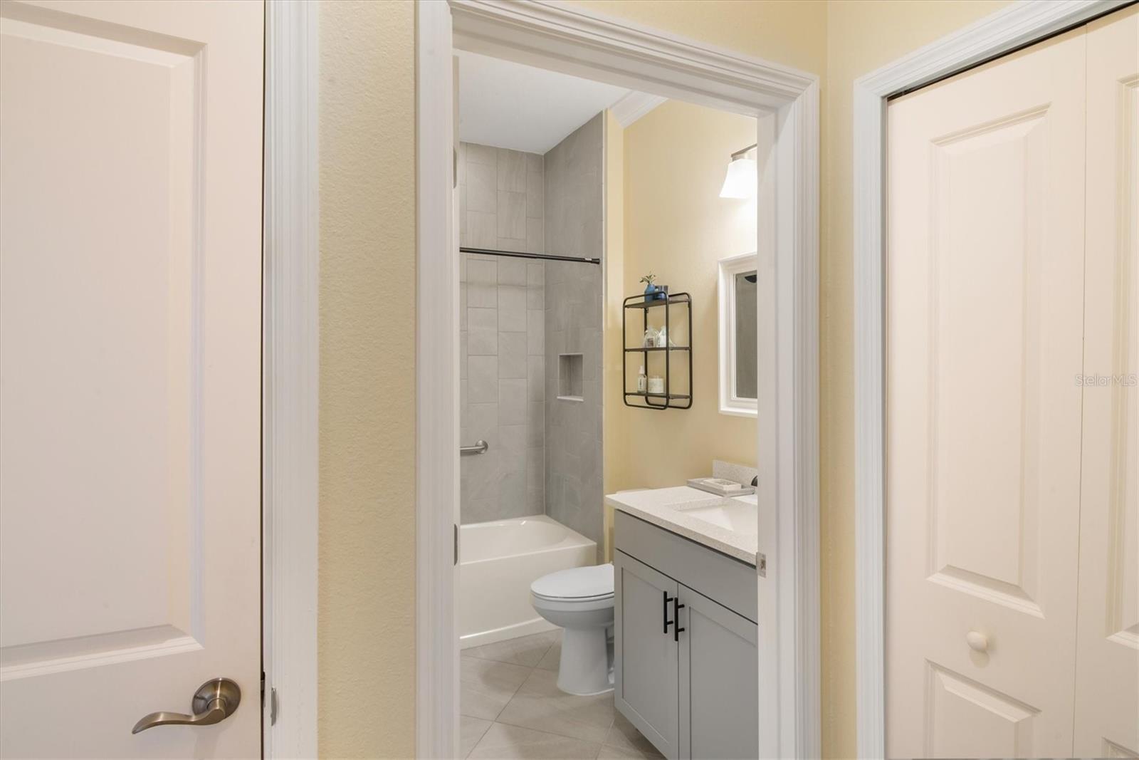 LATITUDE/DAYTONA BEACH PH 5 - Residential