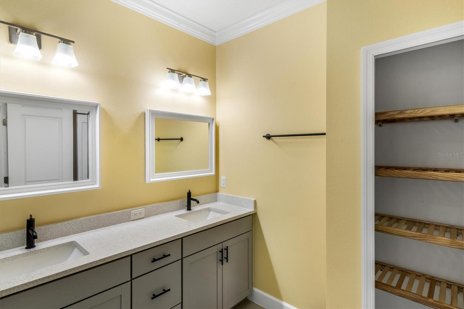 LATITUDE/DAYTONA BEACH PH 5 - Residential