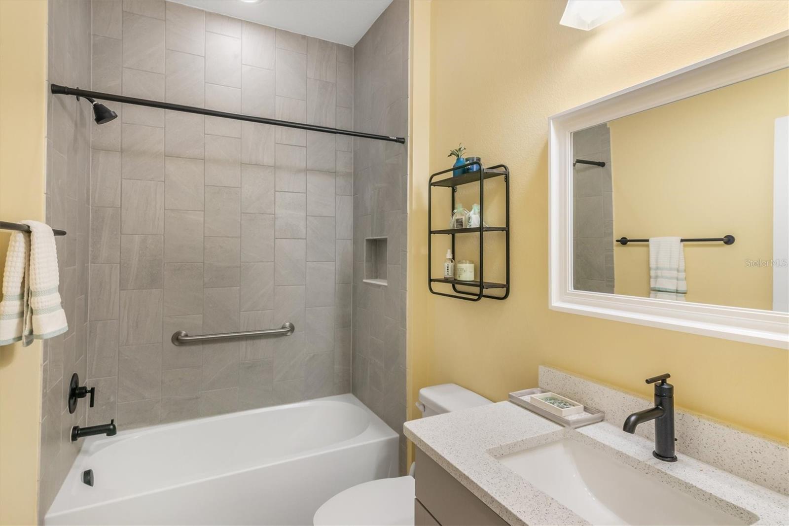 LATITUDE/DAYTONA BEACH PH 5 - Residential