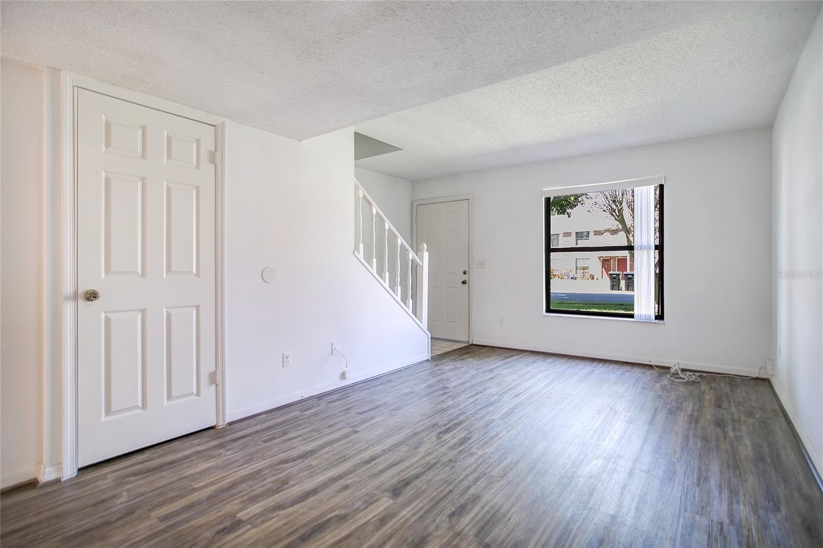 2727 GRAY FOX LANE
