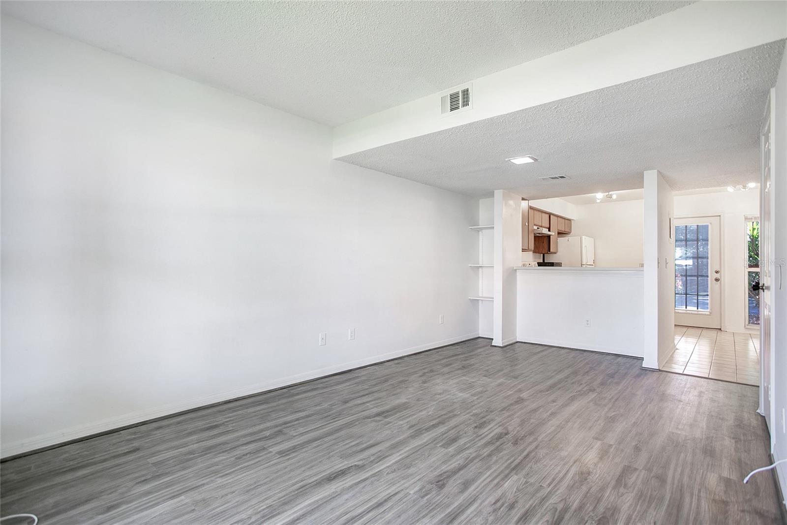 2727 GRAY FOX LANE