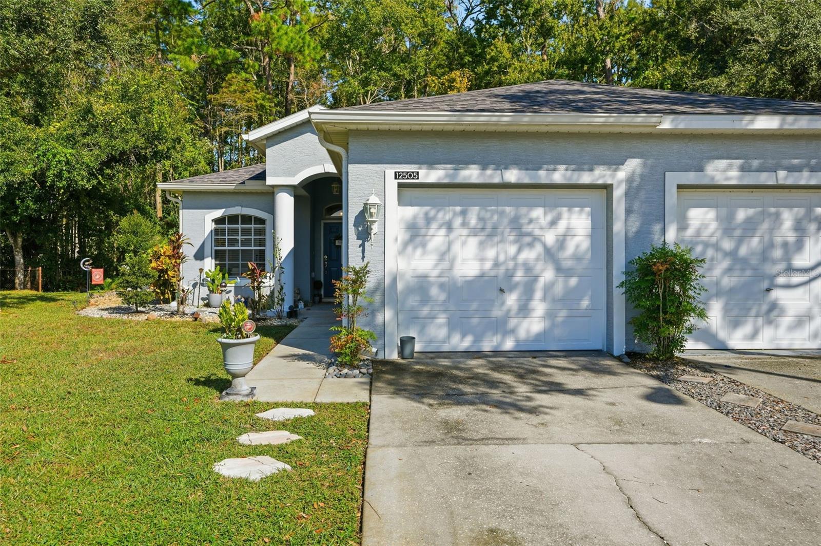 WOODLAND VILLAGE AT SHADOW RUN - Residential Lease