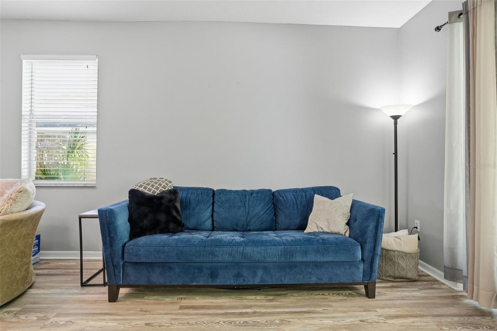 WOODLAND VILLAGE AT SHADOW RUN - Residential Lease