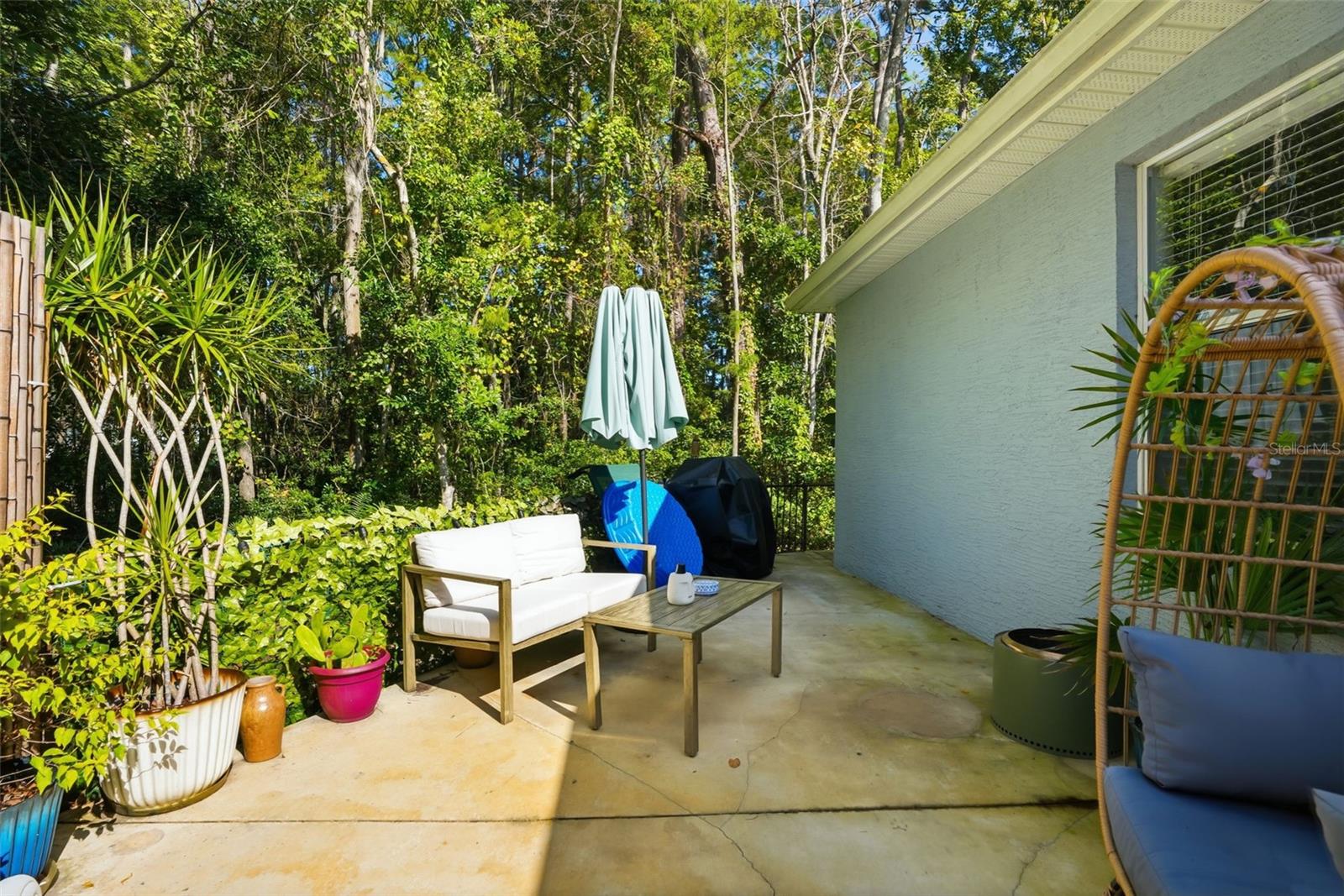 WOODLAND VILLAGE AT SHADOW RUN - Residential Lease