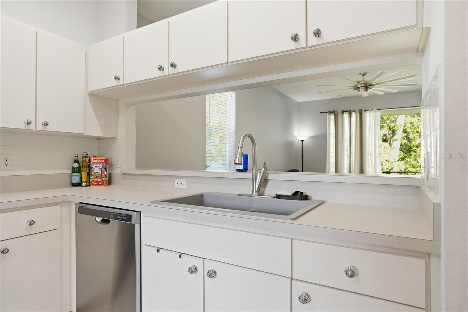 WOODLAND VILLAGE AT SHADOW RUN - Residential Lease