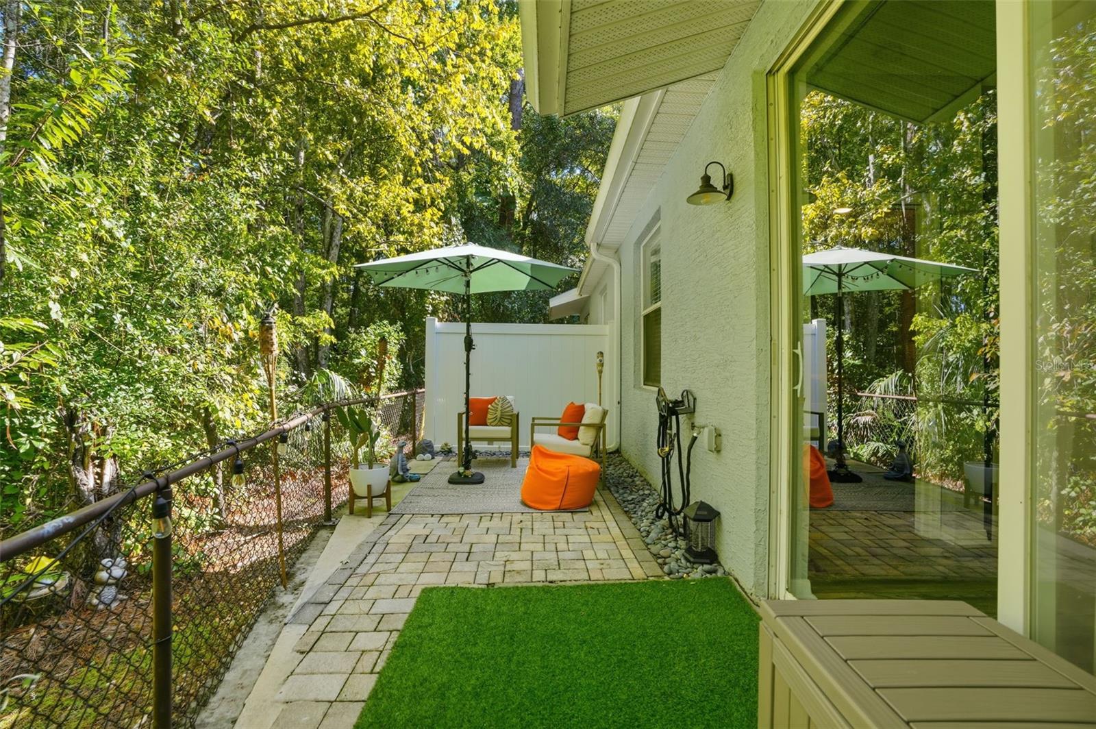 WOODLAND VILLAGE AT SHADOW RUN - Residential Lease