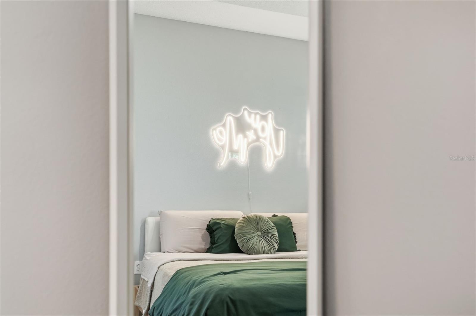 WOODLAND VILLAGE AT SHADOW RUN - Residential Lease