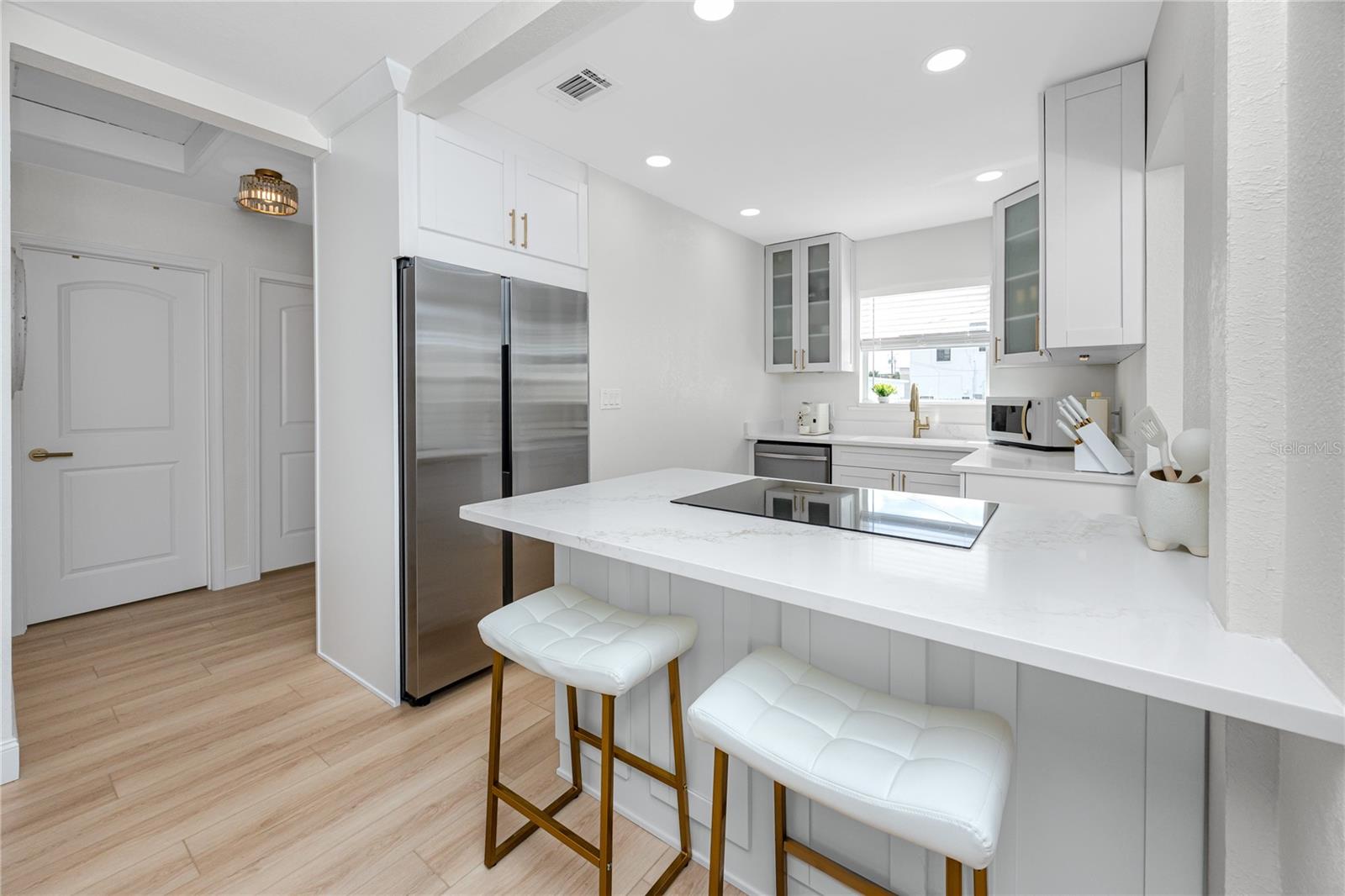 ST PETERSBURG BEACH REP - Residential