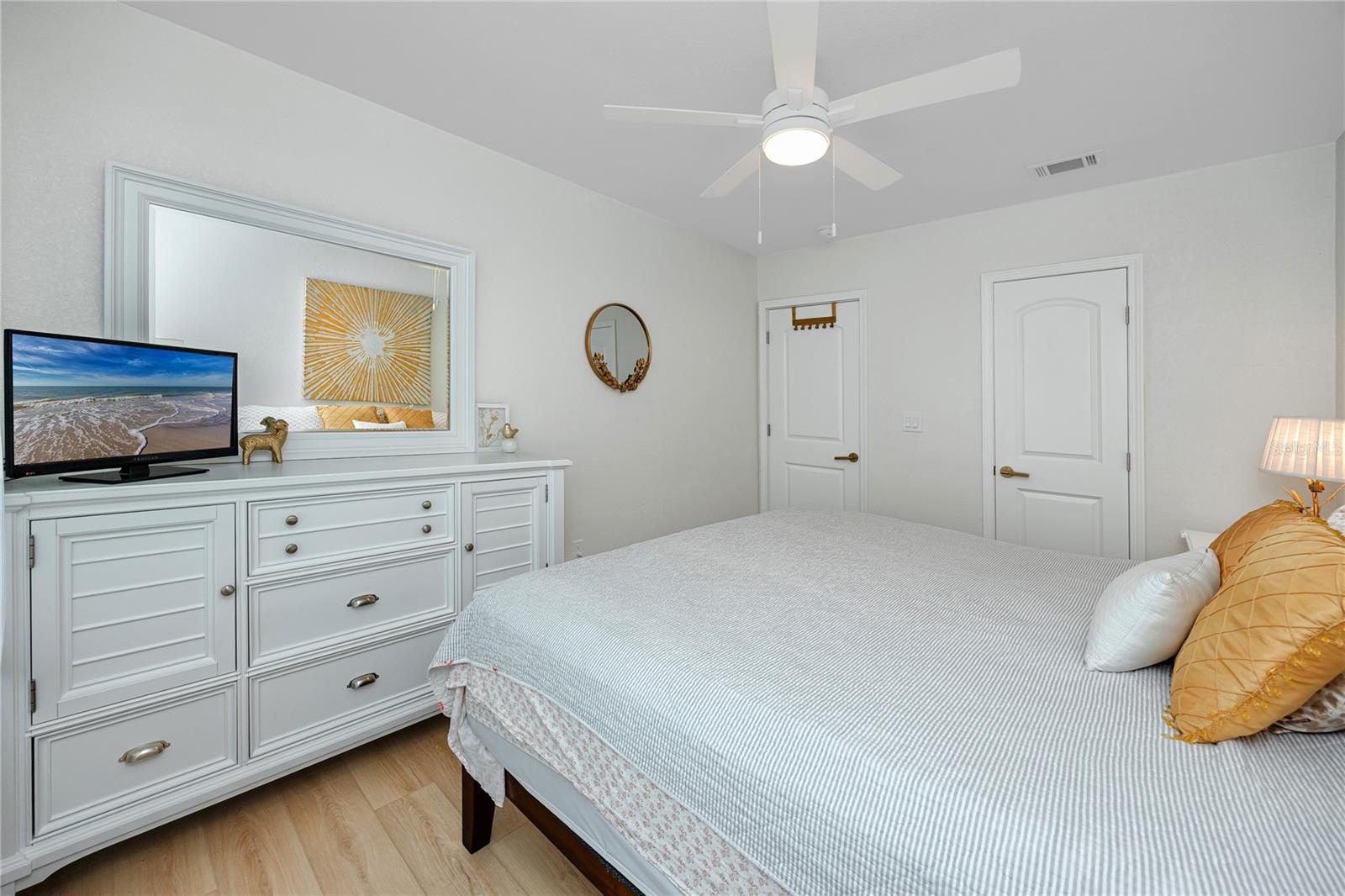 ST PETERSBURG BEACH REP - Residential