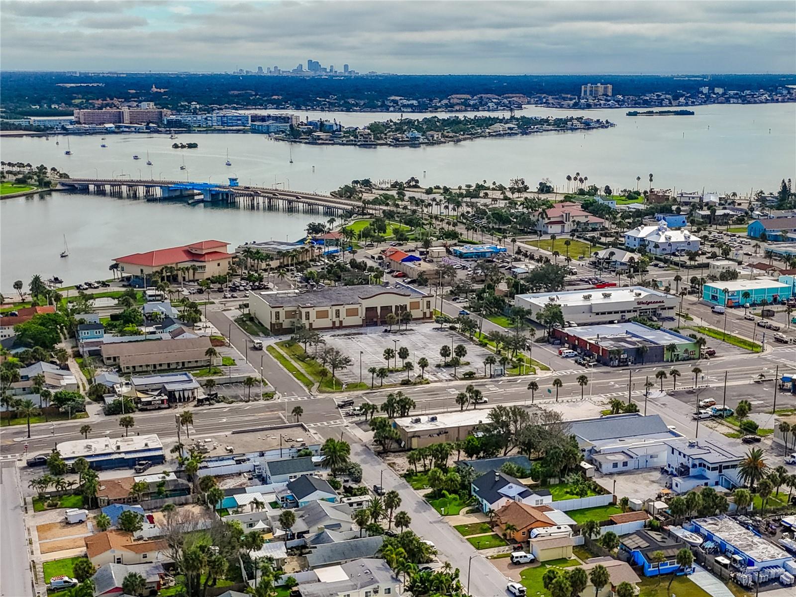 ST PETERSBURG BEACH REP - Residential