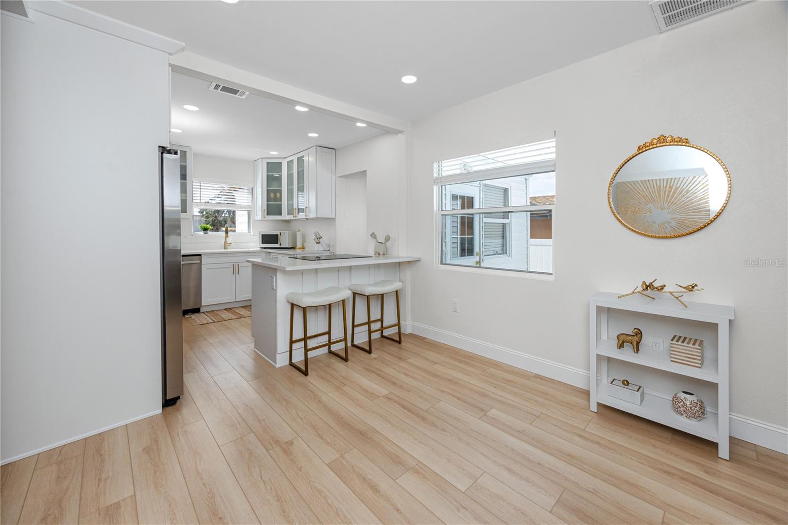ST PETERSBURG BEACH REP - Residential