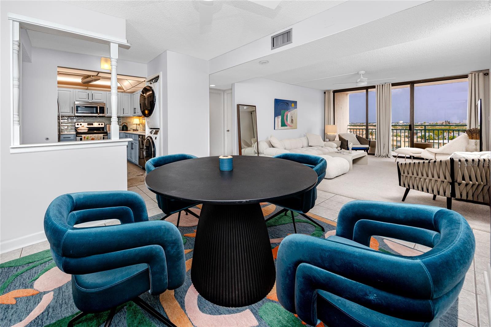 KEY CAPRI CONDO - Residential