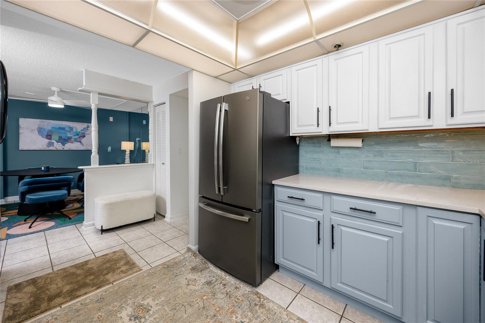 KEY CAPRI CONDO - Residential