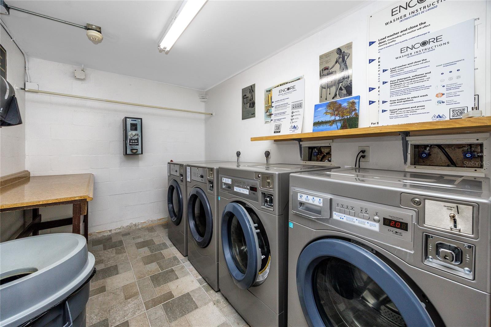 KEY CAPRI CONDO - Residential