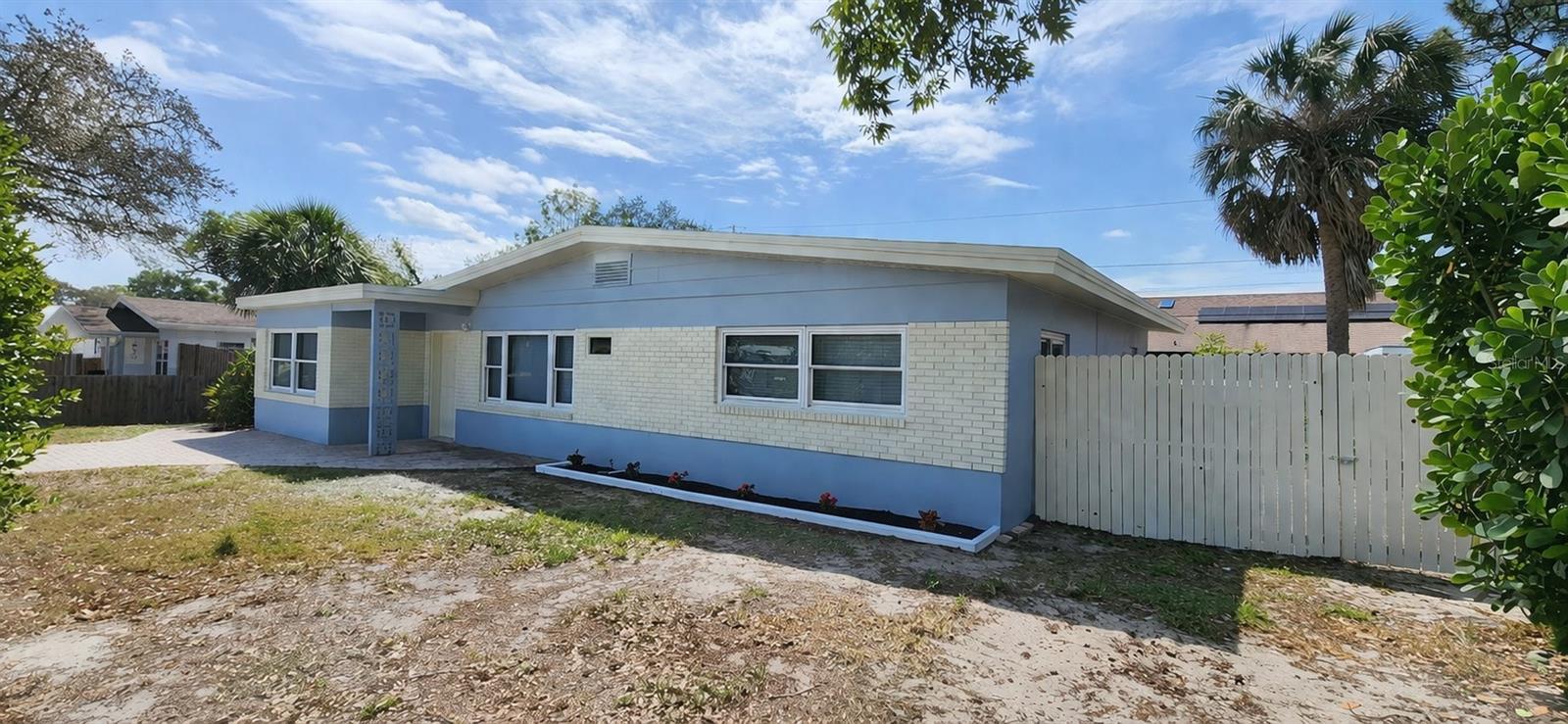 1105 CONNECTICUT ROAD