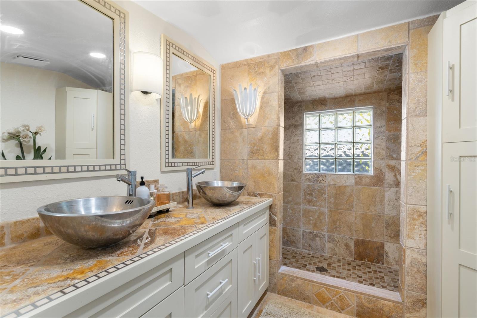 ST PETERSBURG INVESTMENT CO SUB - Residential