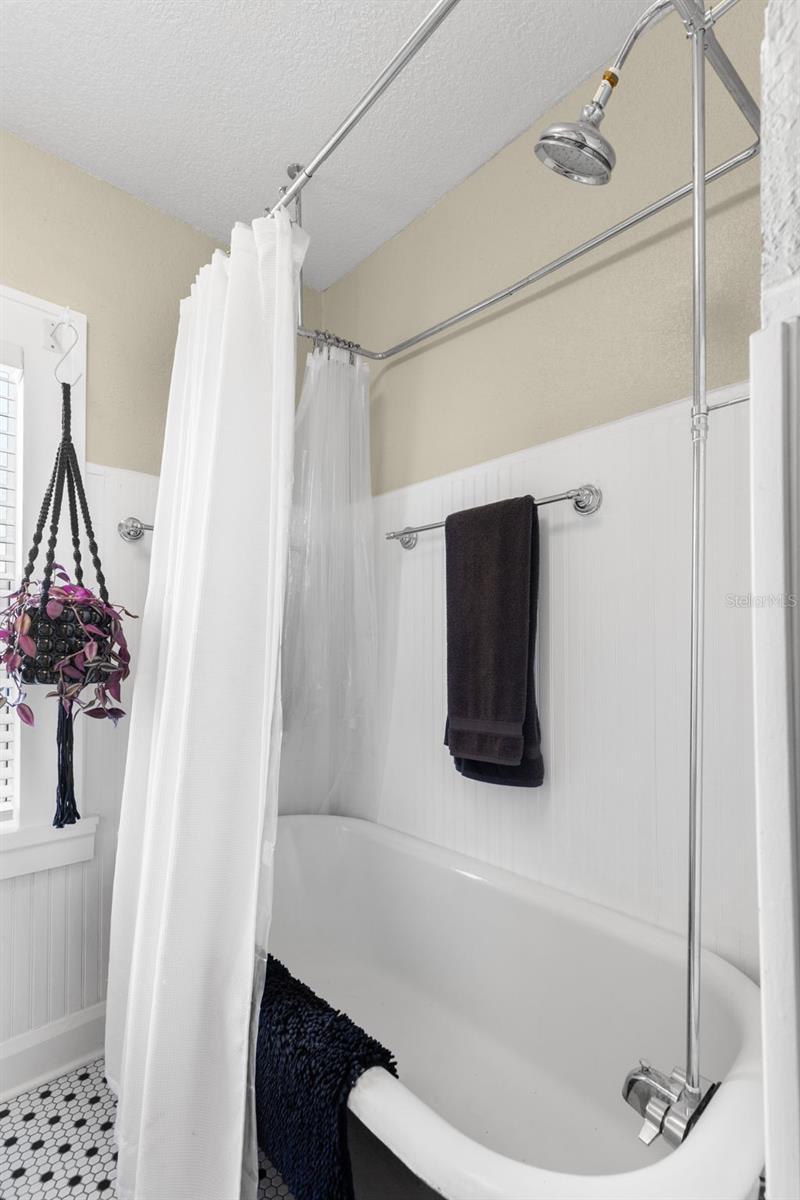 ST PETERSBURG INVESTMENT CO SUB - Residential