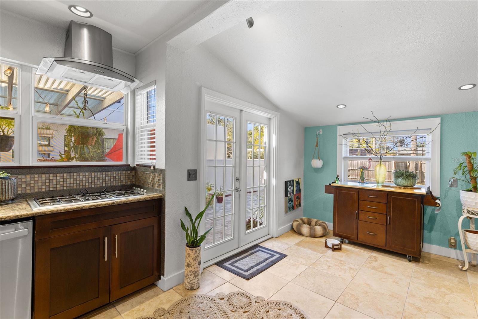 ST PETERSBURG INVESTMENT CO SUB - Residential