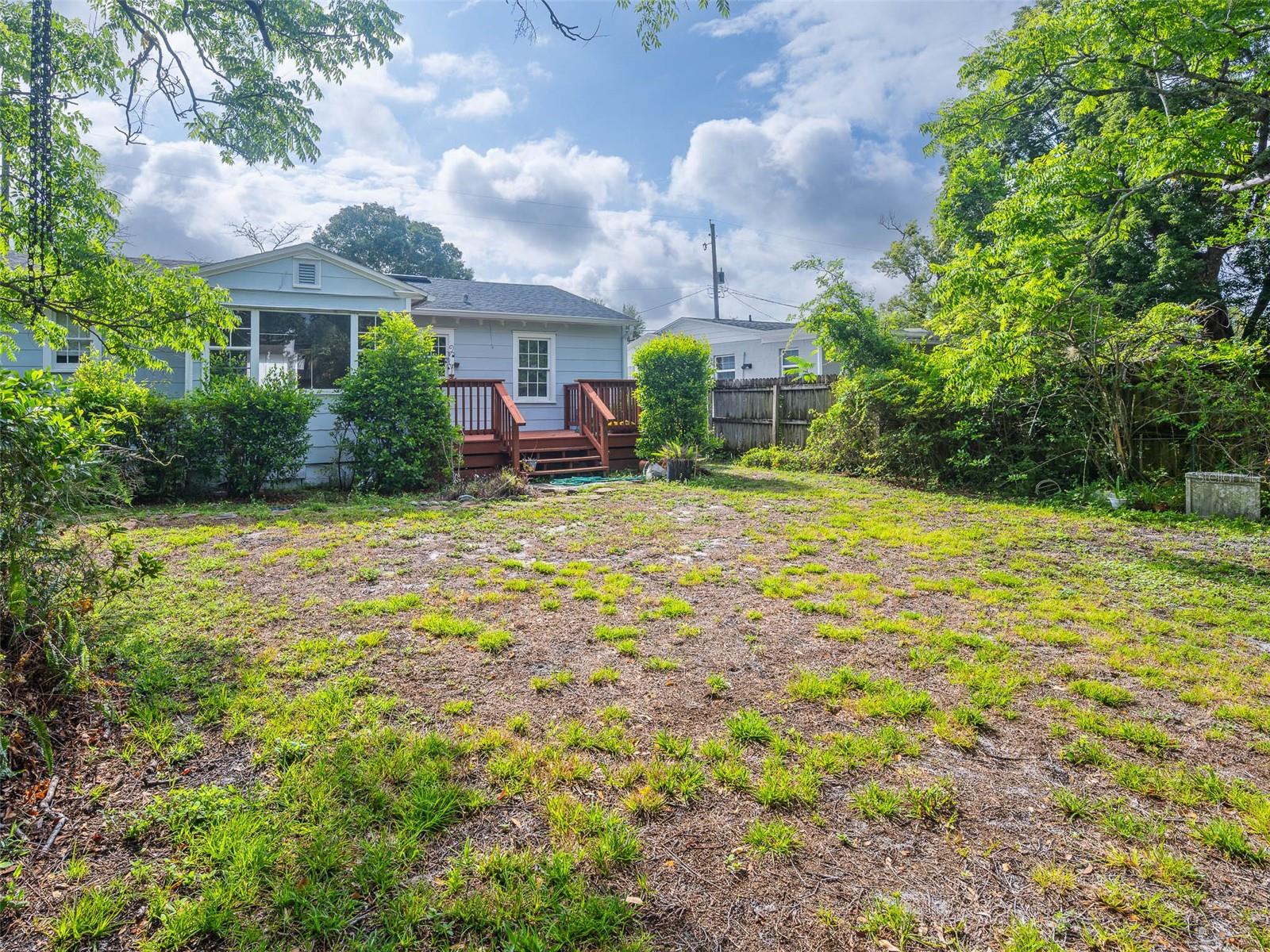 HIGHLAND GROVE - Residential