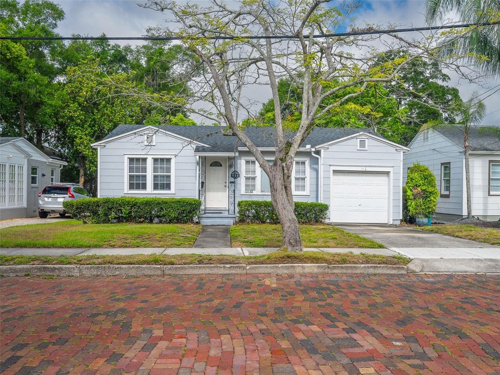 Photo of 944 N Shine Avenue, Orlando, FL 32803 (MLS # O6407523)