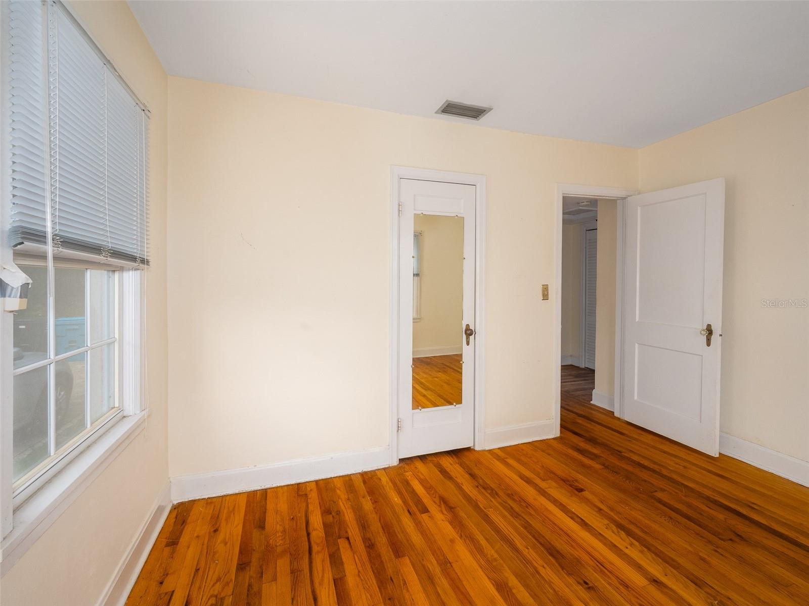 HIGHLAND GROVE - Residential