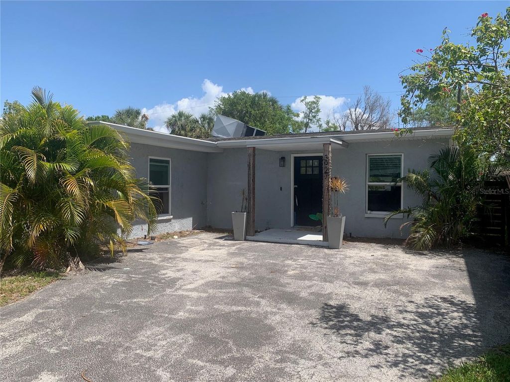 Photo of 3927 Huntington Street NE, St Petersburg, FL 33703 (MLS # TB8402592)