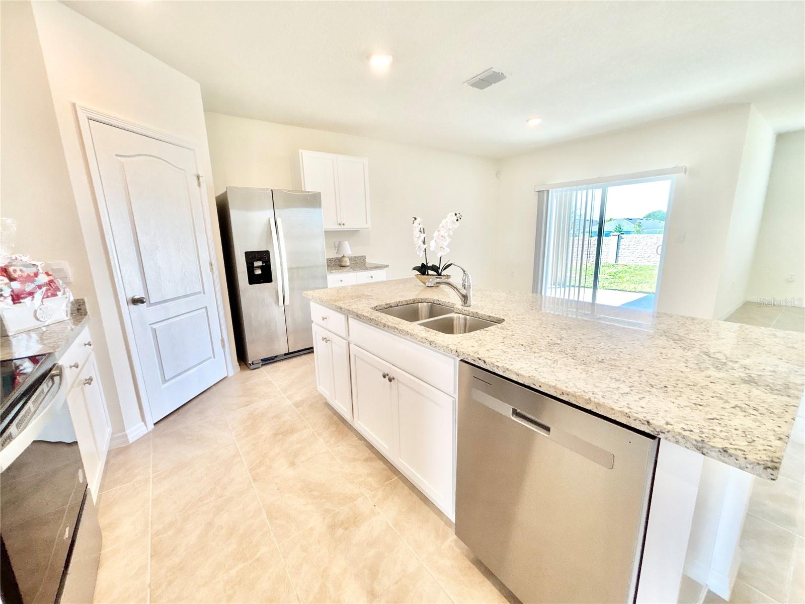 CASCADES PH 2 - Residential