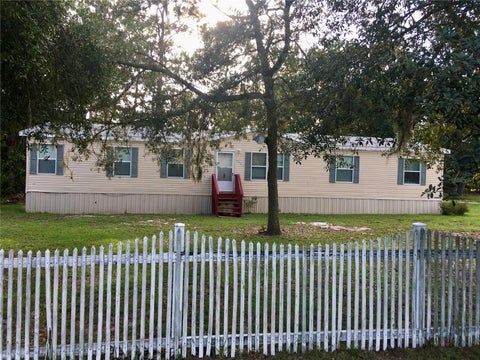 Photo of 5990 NE 101st Ave, Bronson, FL 32621 (MLS # GC543077)