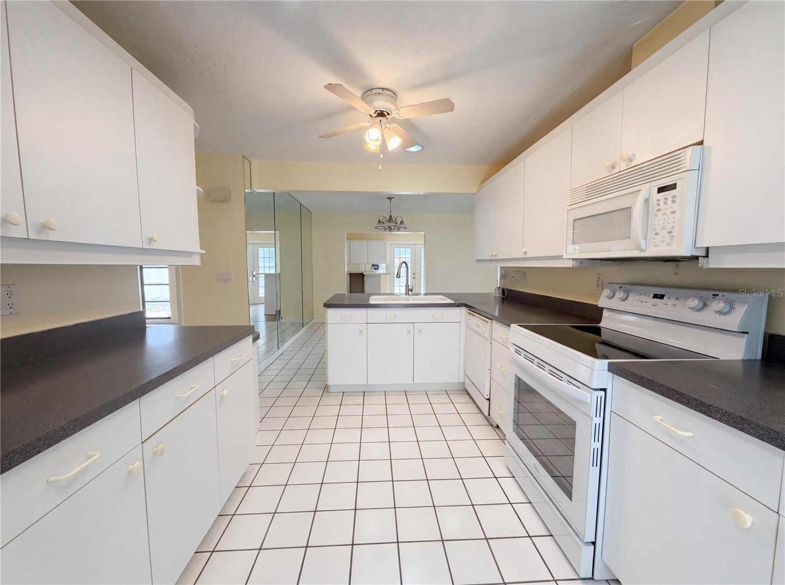 PINEBROOK SOUTH - Residential